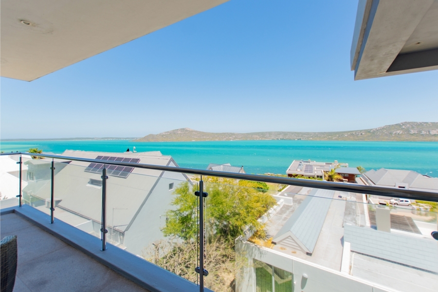 6 Bedroom Property for Sale in Myburgh Park Western Cape